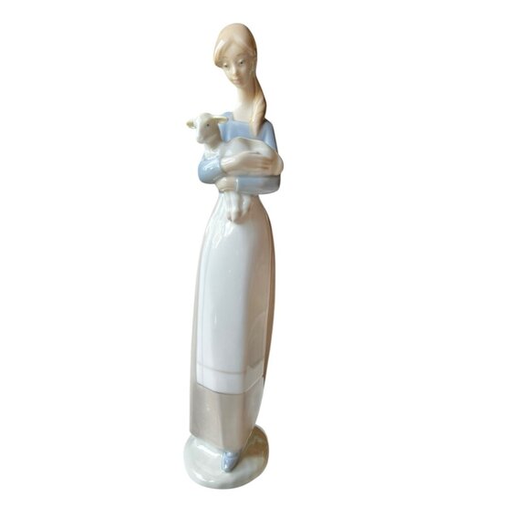 Lladro Porcelain Figurine "Girl With Lamb" 10.75" T Collectible Spain Made Art - Picture 10 of 14